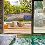 Luxury Orion With Heated Pool, Billard Vila Bieville-Beuville