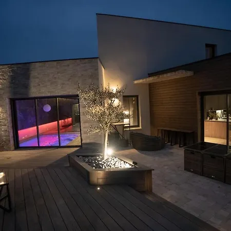 Luxury Orion With Heated Pool, Billard * Bieville-Beuville