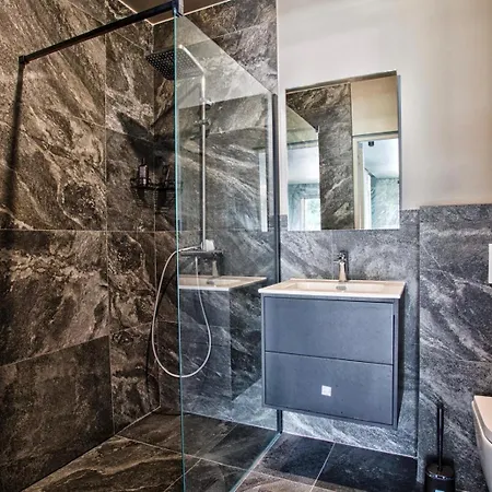 Villa Luxury Orion With Heated Pool, Billard