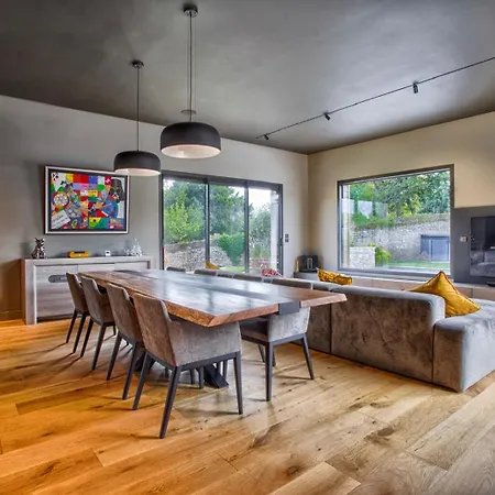 Vila Luxury Orion With Heated Pool, Billard